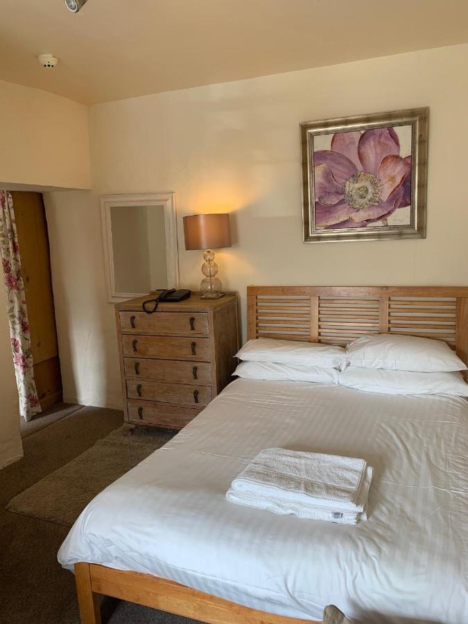 Harrisons Hall Bed & Breakfast Hotel Mold Ngoại thất bức ảnh